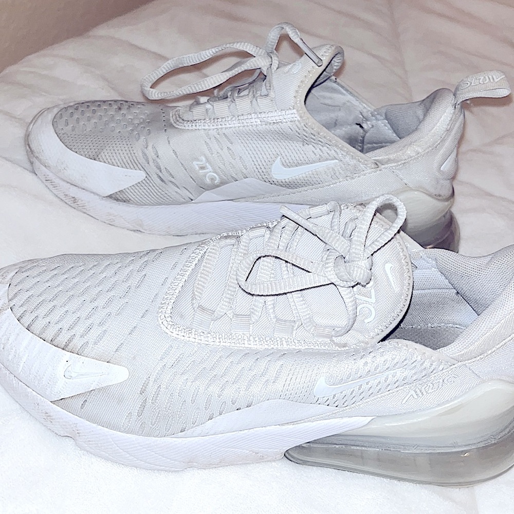 kids all white nike air max 270’s